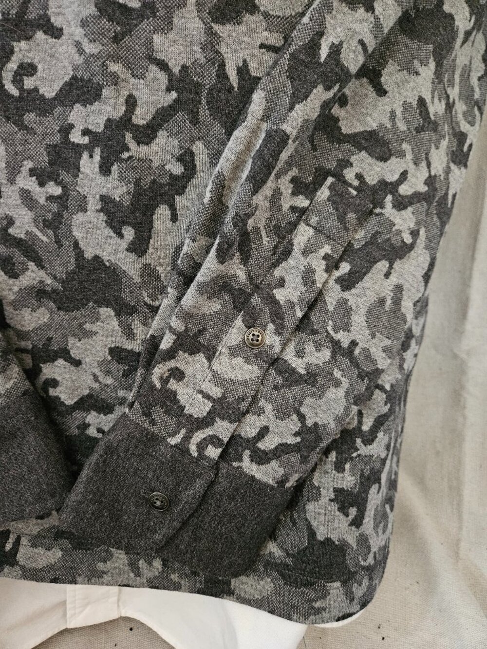 Men's Crosby & Howard Long Sleeve Gray Camouflage Polo Shirt Sweater NEW Sz XL - Picture 5 of 8